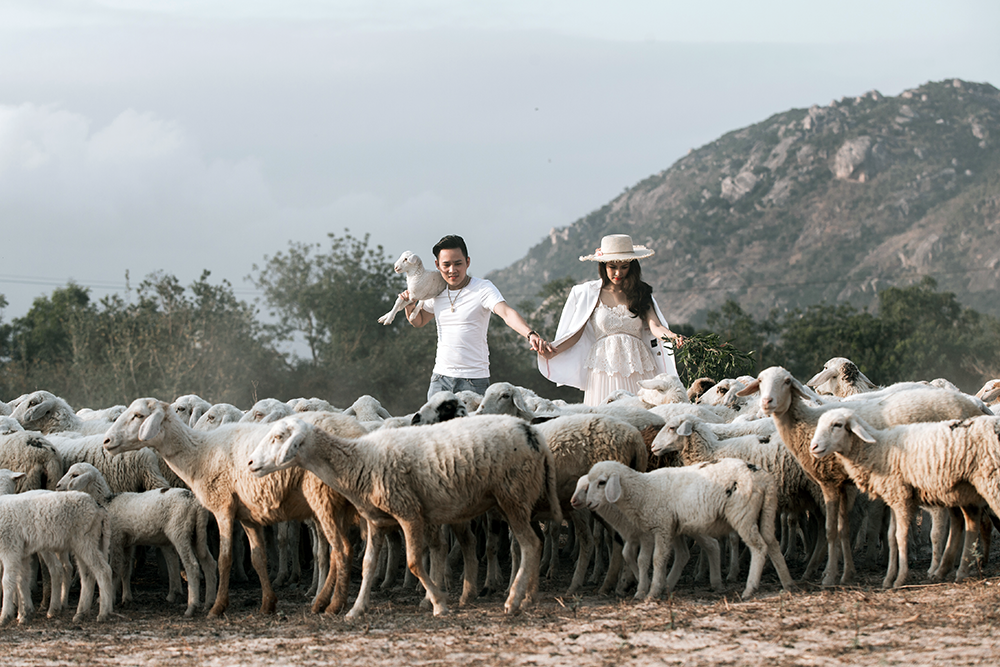 chỉ anh và em.