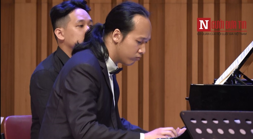 Văn hoá - Thích thú với màn song tấu “Bắc kim thang” của thần đồng piano (Hình 4).