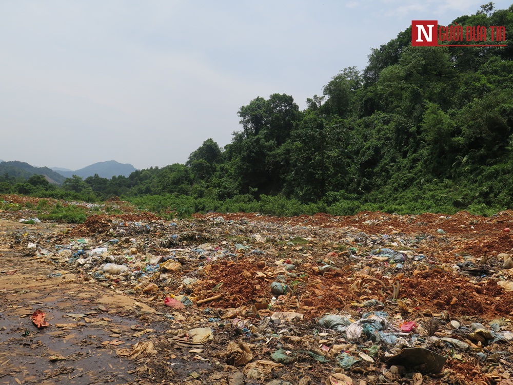 Tin nhanh - Hà Giang: Mắc màn ăn cơm để tránh ruồi