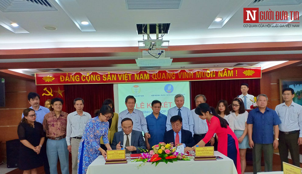 Tin nhanh - Lễ ký kết chương trình phối hợp công tác giữa Hội Luật gia Việt Nam và VBA