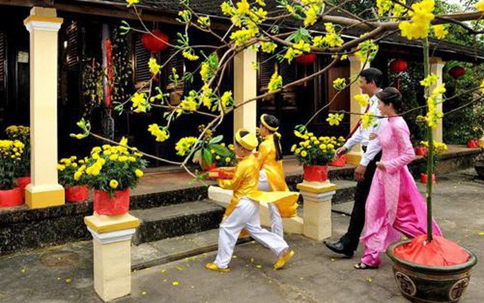 Gia đình - Chuyên gia phong thủy hé lộ chi tiết tuổi xông đất, xông nhà, xuất hành, khai trương ngày Tết