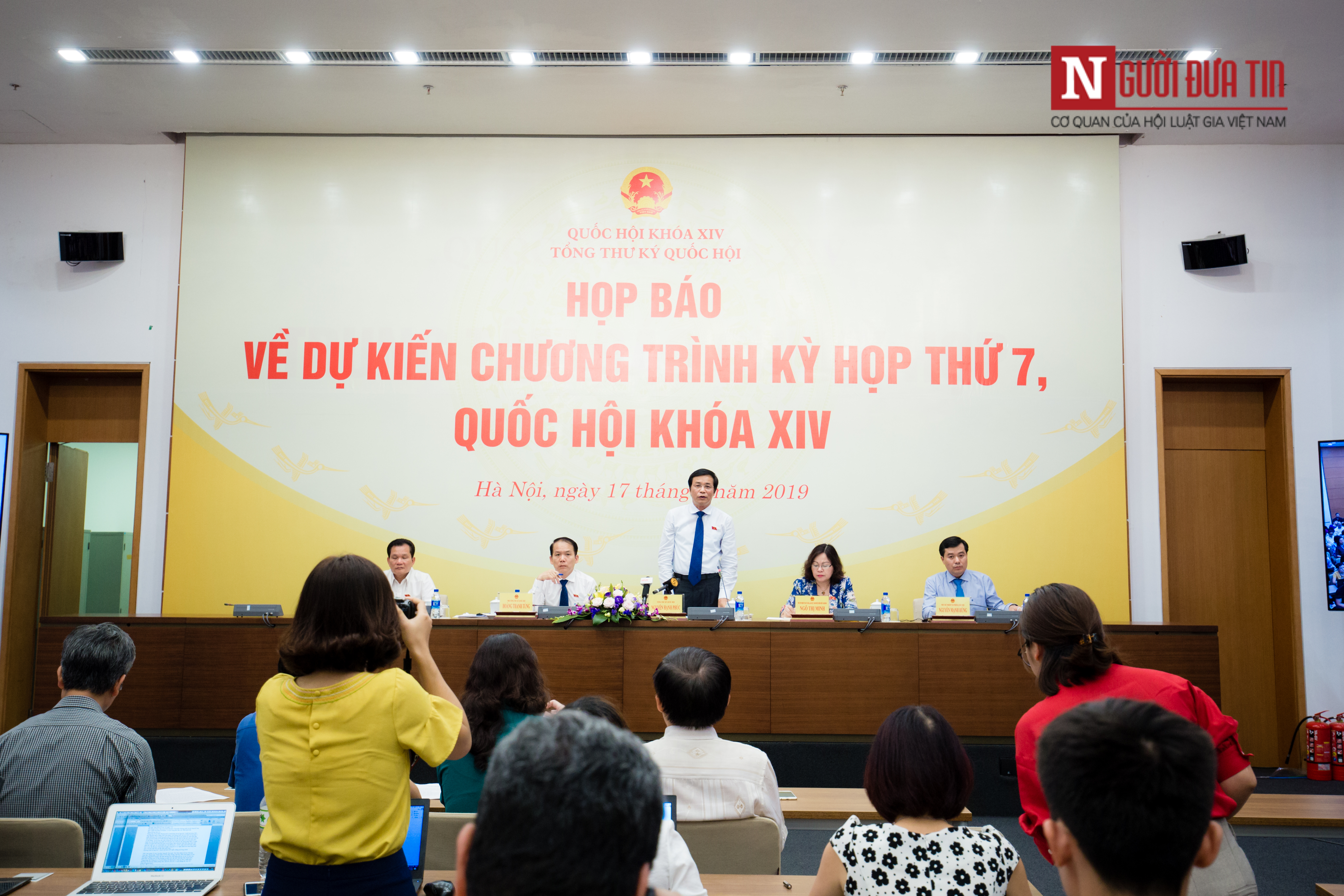 Tin nhanh - Kỳ họp thứ 7, Quốc hội khoá XIV sẽ có Nghị quyết về việc hạn chế lái xe uống rượu bia