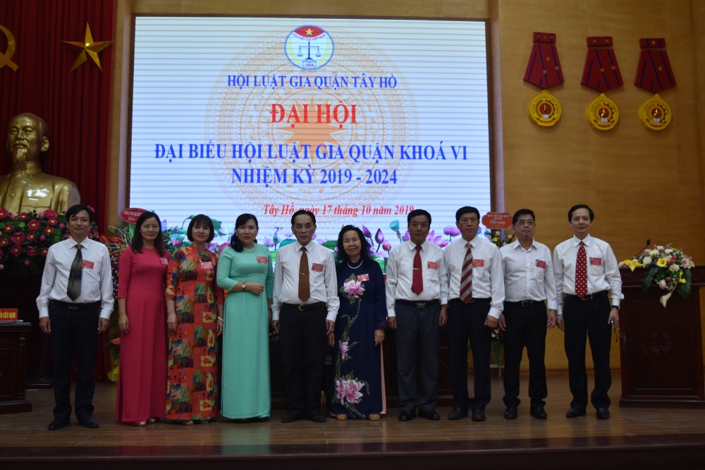 Chính sách - Hội Luật gia quận Tây Hồ ra mắt BCH khoá VI nhiệm kỳ 2019-2024 (Hình 6).