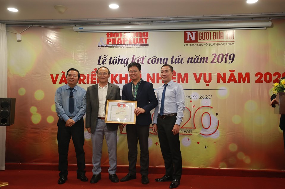 Tin nhanh - Bước ngoặt và thách thức với báo Đời sống & Pháp luật, báo điện tử Người Đưa Tin năm 2020