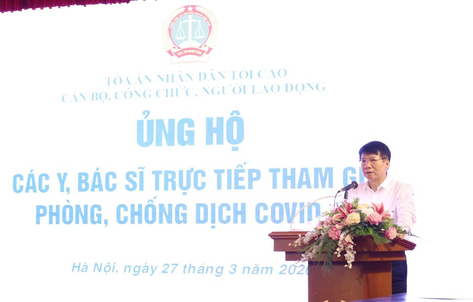 Tin nhanh - Toà án nhân dân tối cao ủng hộ 750 triệu đồng cho đội ngũ y, bác sĩ tham gia phòng, chống dịch Covid-19