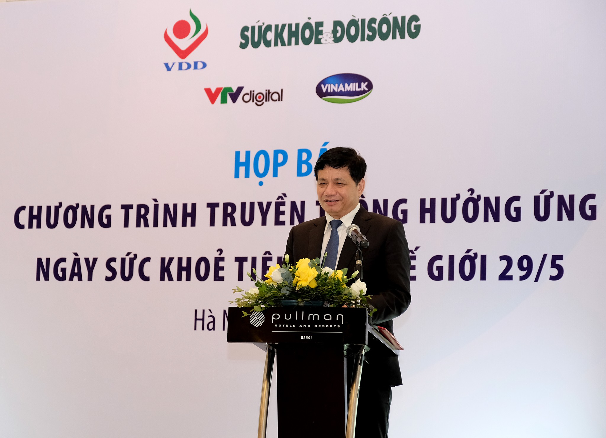 Sự kiện - Suy dinh dưỡng và béo phì tăng khả năng diễn biến xấu trên BN Covid-19
