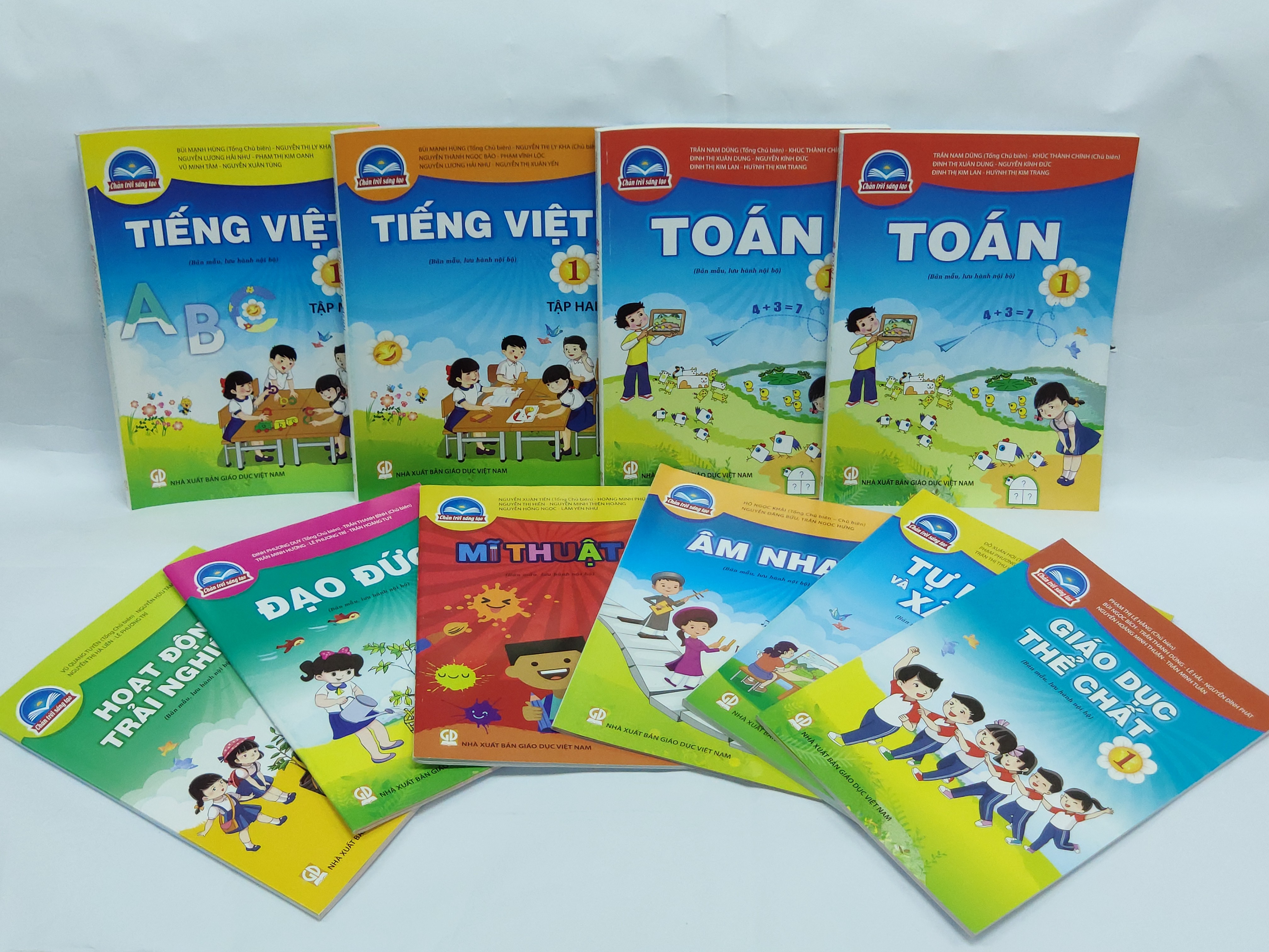 Tiêu điểm - Sẽ ban hành thông tư quy định tiêu chí, quy chuẩn riêng về giá SGK (Hình 2).