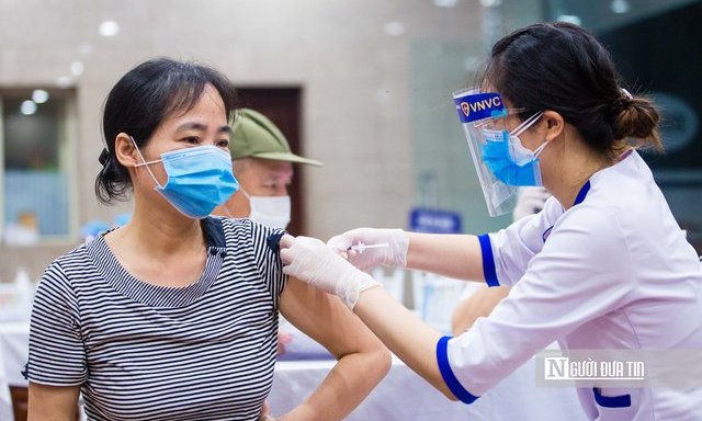 Sự kiện - Thống nhất chuyển Covid-19 từ bệnh truyền nhiễm nhóm A sang nhóm B