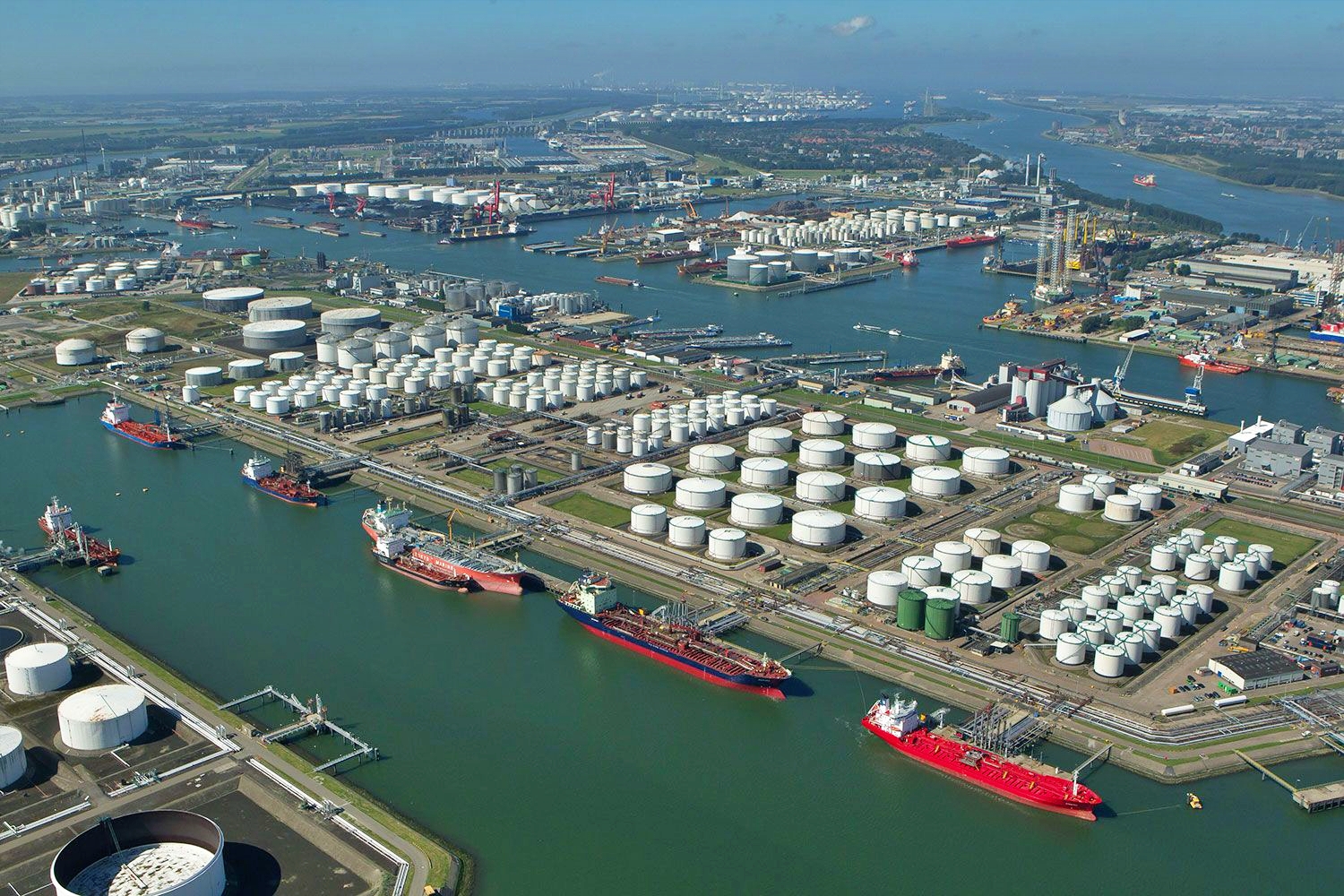 Kinh tế vĩ mô - Cảnh báo lừa đảo xuất khẩu xăng dầu sang Hà Lan