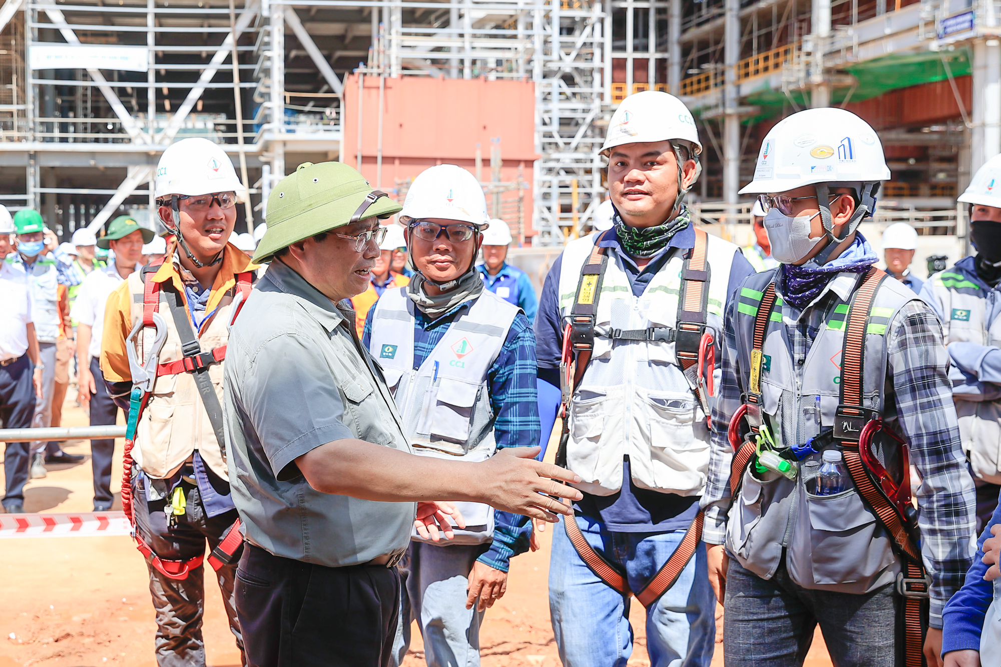 Tiêu điểm - Thủ tướng kiểm tra hiện trường, đôn đốc 2 công trình điện trọng điểm (Hình 2).