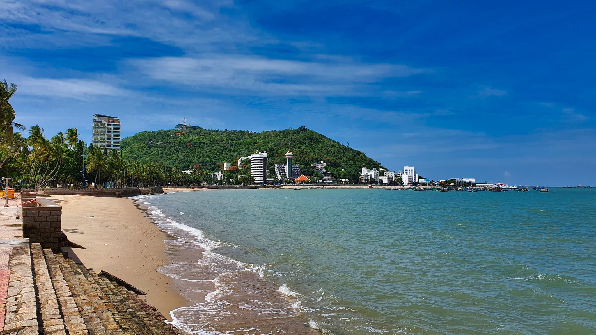 Sự kiện - Bà Rịa-Vũng Tàu: Bốn huyện, thị, thành phố vẫn thực hiện Chỉ thị 16