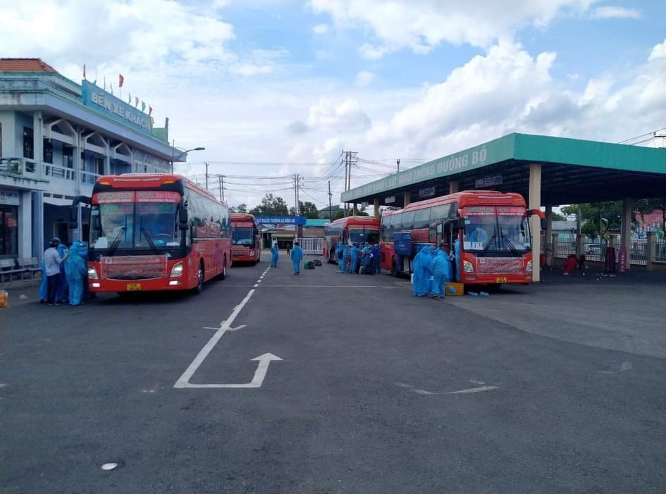 Sự kiện - Bà Rịa-Vũng Tàu yêu cầu người dân không được tự phát di chuyển về quê