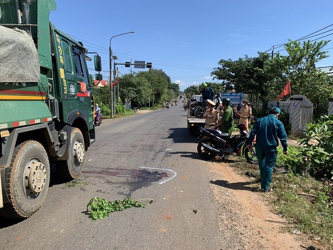 Hồ sơ điều tra - Bà Rịa-Vũng Tàu: Xác minh xe tải va chạm cán nát tay người đi xe máy