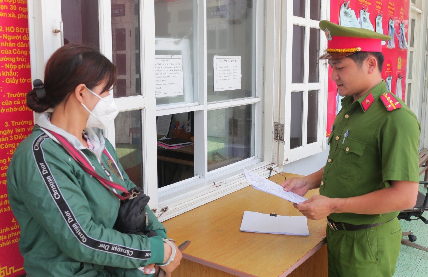 Hồ sơ điều tra - Bắt tạm giam 9 đối tượng trong 2 nhóm đánh nhau ở bãi biển Vũng Tàu