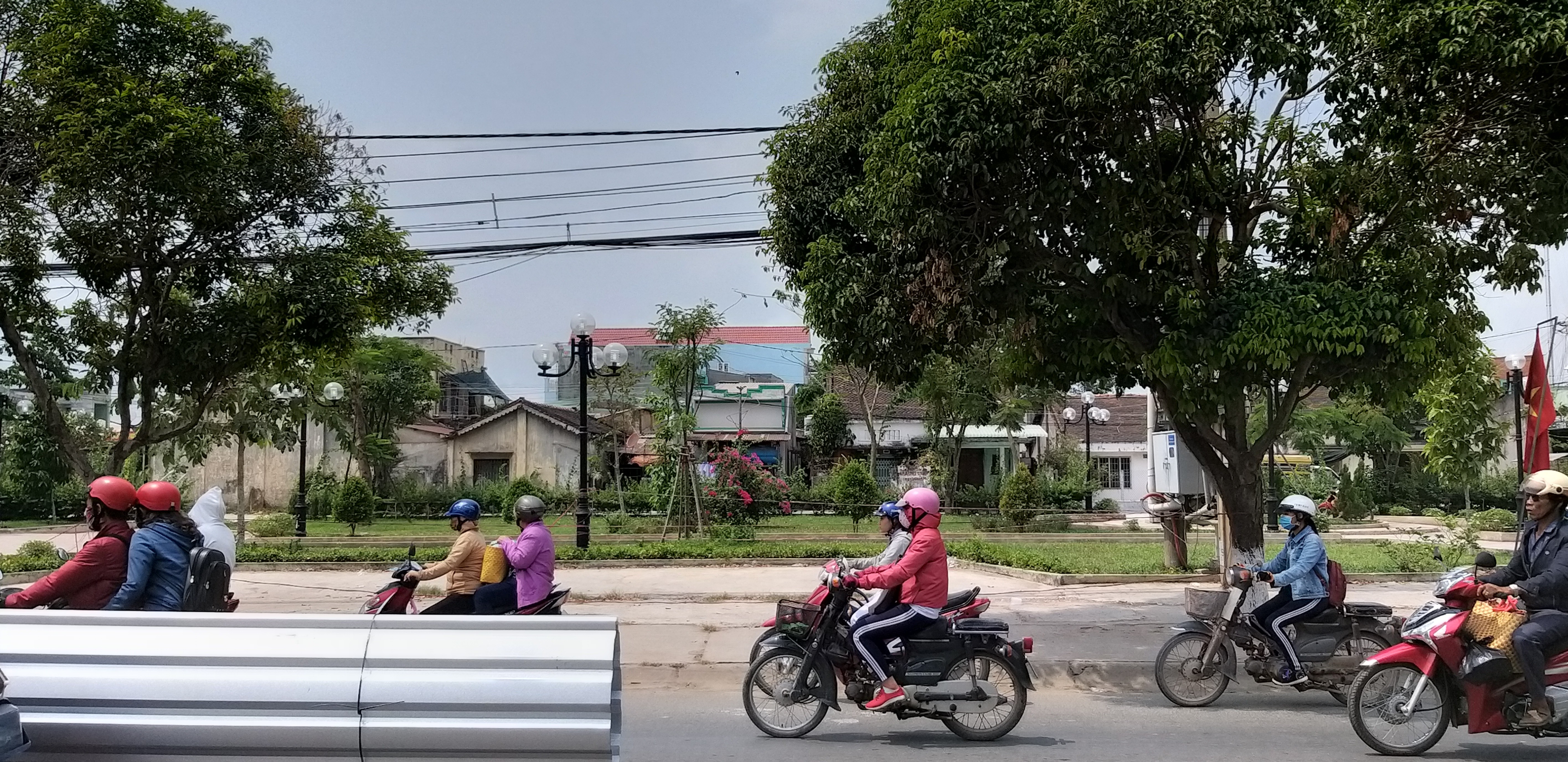 An ninh - Hình sự - Tiết lộ sốc về lý lịch kẻ sát hại ông bố dẫn con đi chơi ở công viên