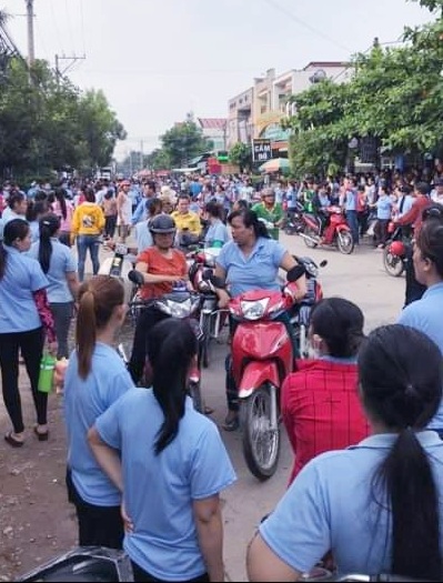 Tin nhanh - Hỏa hoạn tại công ty giày da, 2.000 công nhân hốt hoảng tháo chạy (Hình 2).