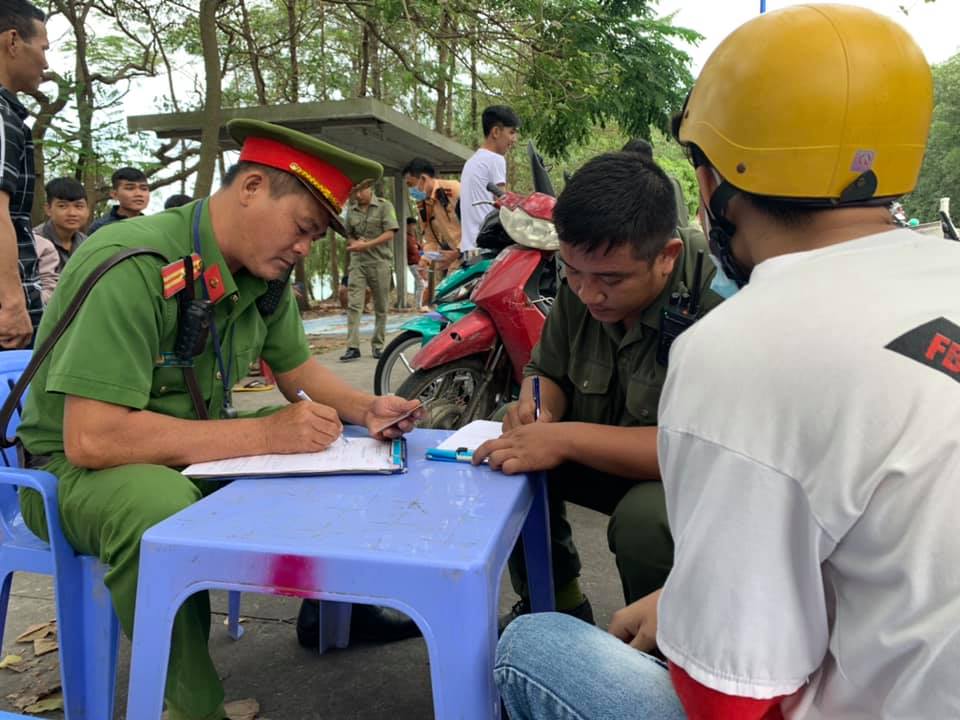 An ninh - Hình sự - Ngăn chặn kịp thời 60 quái xế tuổi teen tụ tập đua xe (Hình 2).