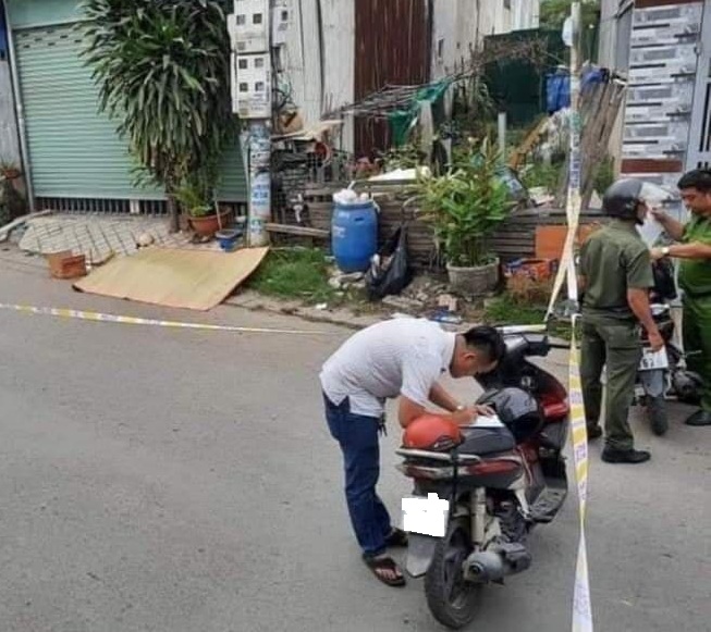 An ninh - Hình sự - Điều tra nghi án người đàn ông bị đánh tử vong trên đường sau cãi vã