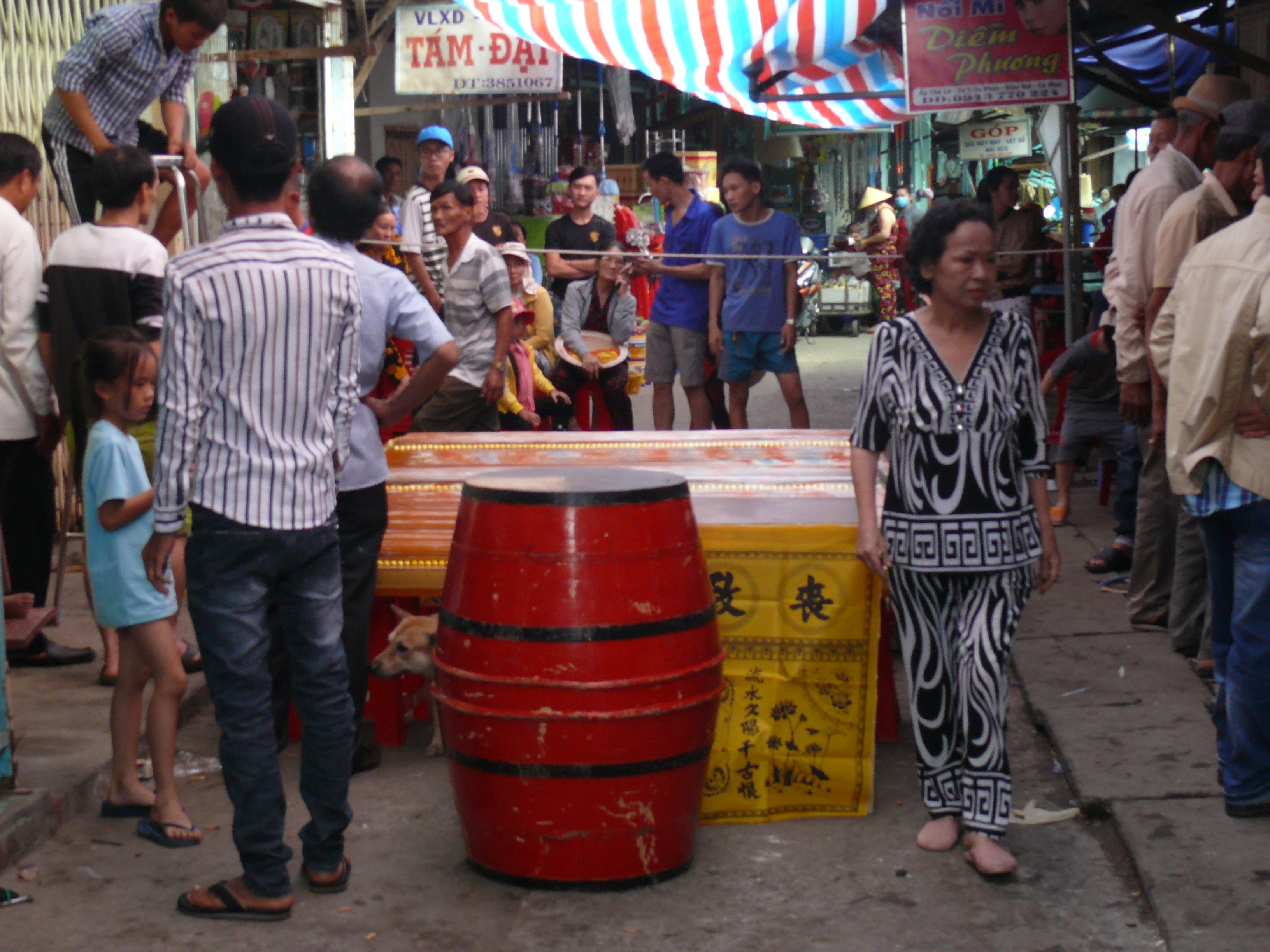 Tin nhanh - Cận cảnh đám cháy ở chợ Chà Là gần Tết, 2 vợ chồng thiệt mạng (Hình 5).