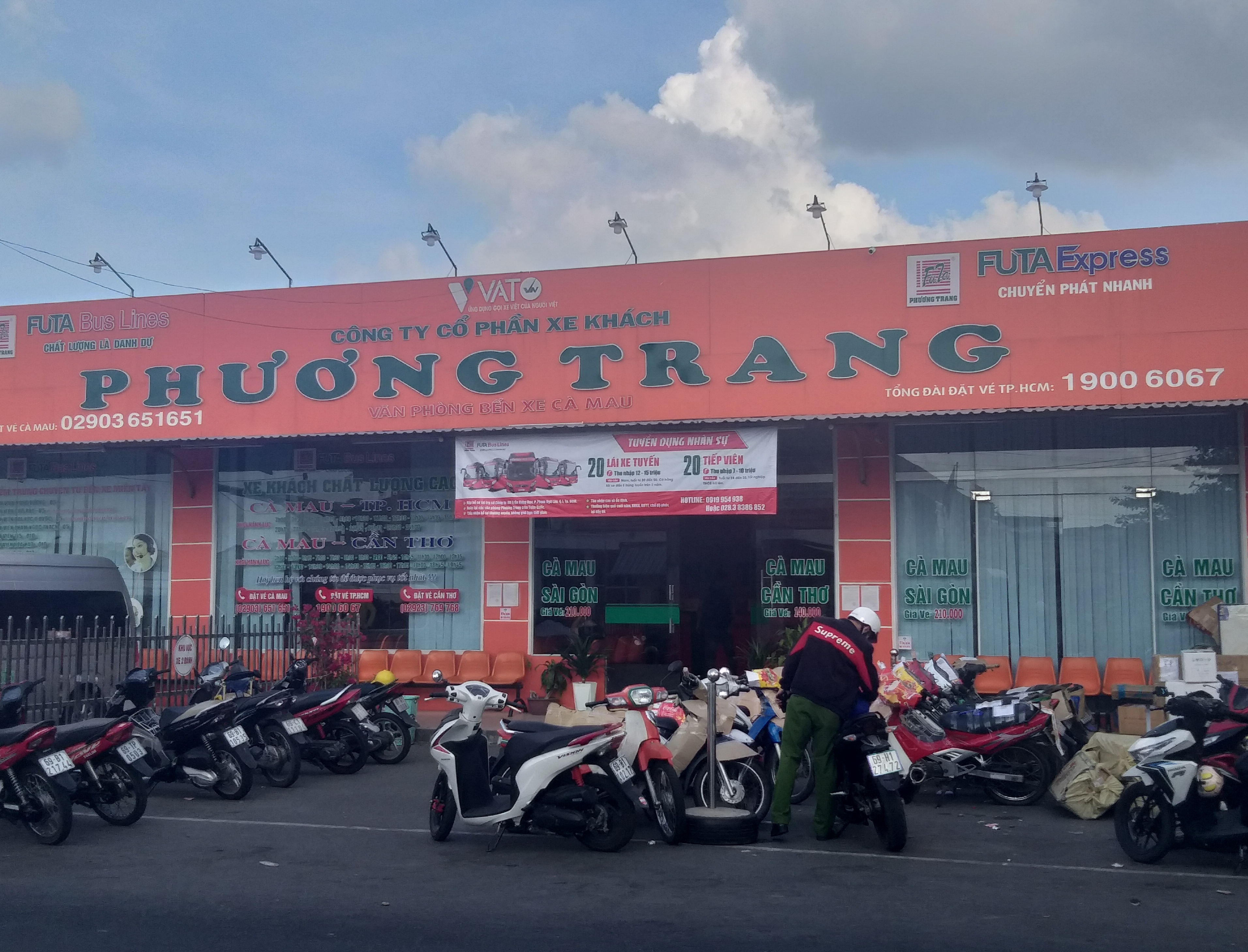 An ninh - Hình sự - Làm rõ nguyên nhân người đàn ông tử vong tại nhà chờ xe Phương Trang