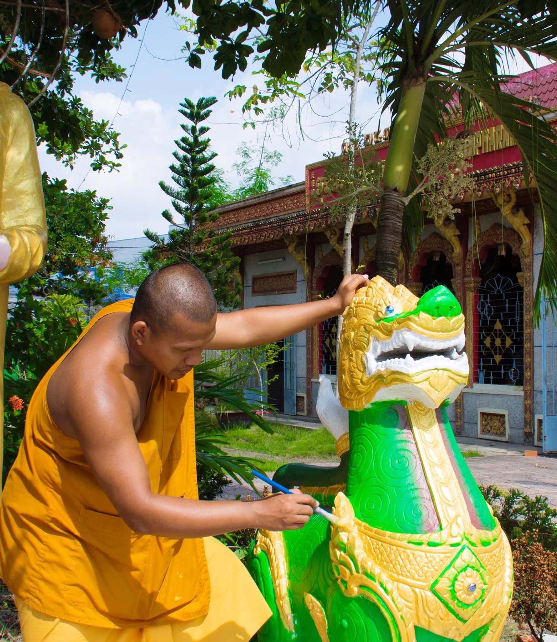 Văn hoá - Hoa văn Khmer qua đôi bàn tay khéo léo của nhà sư trẻ (Hình 5).