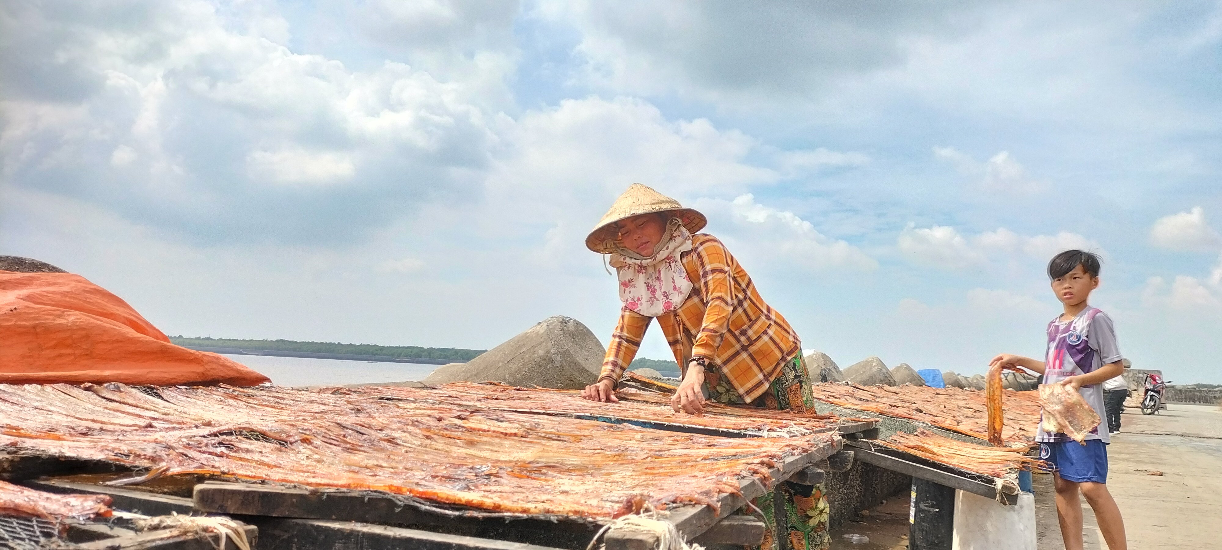 Tiêu dùng & Dư luận - Đặc sản cá khô của “xứ biển Gành Hào”  đắt khách dịp Tết 2023