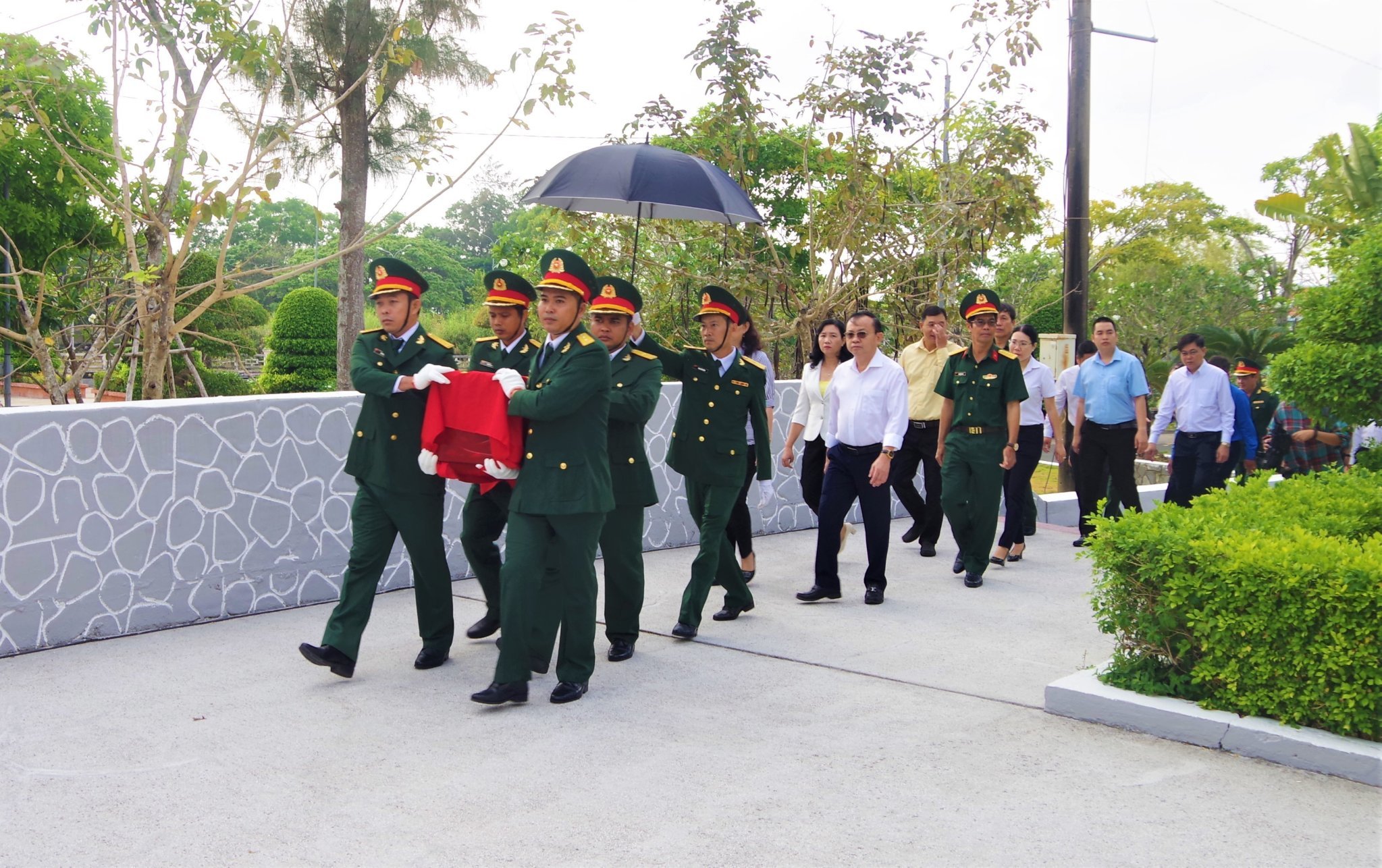 Dân sinh - Di dời hài cốt liệt sỹ hy sinh lên khu Anh hùng lực lượng vũ trang