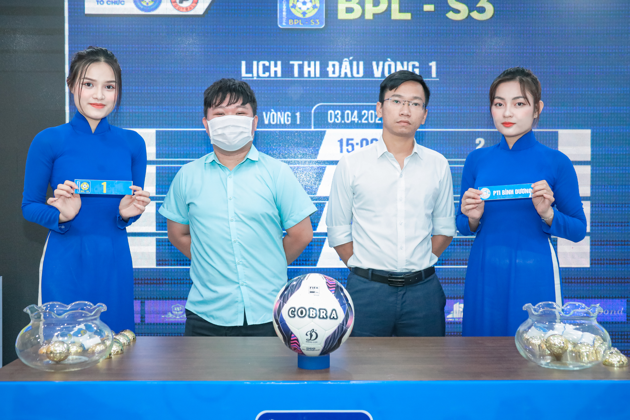 Bóng đá Việt Nam - Khai mạc Giải bóng đá phong trào BPL-S3: 'Mở hàng' bằng Siêu kinh điển (Hình 2).