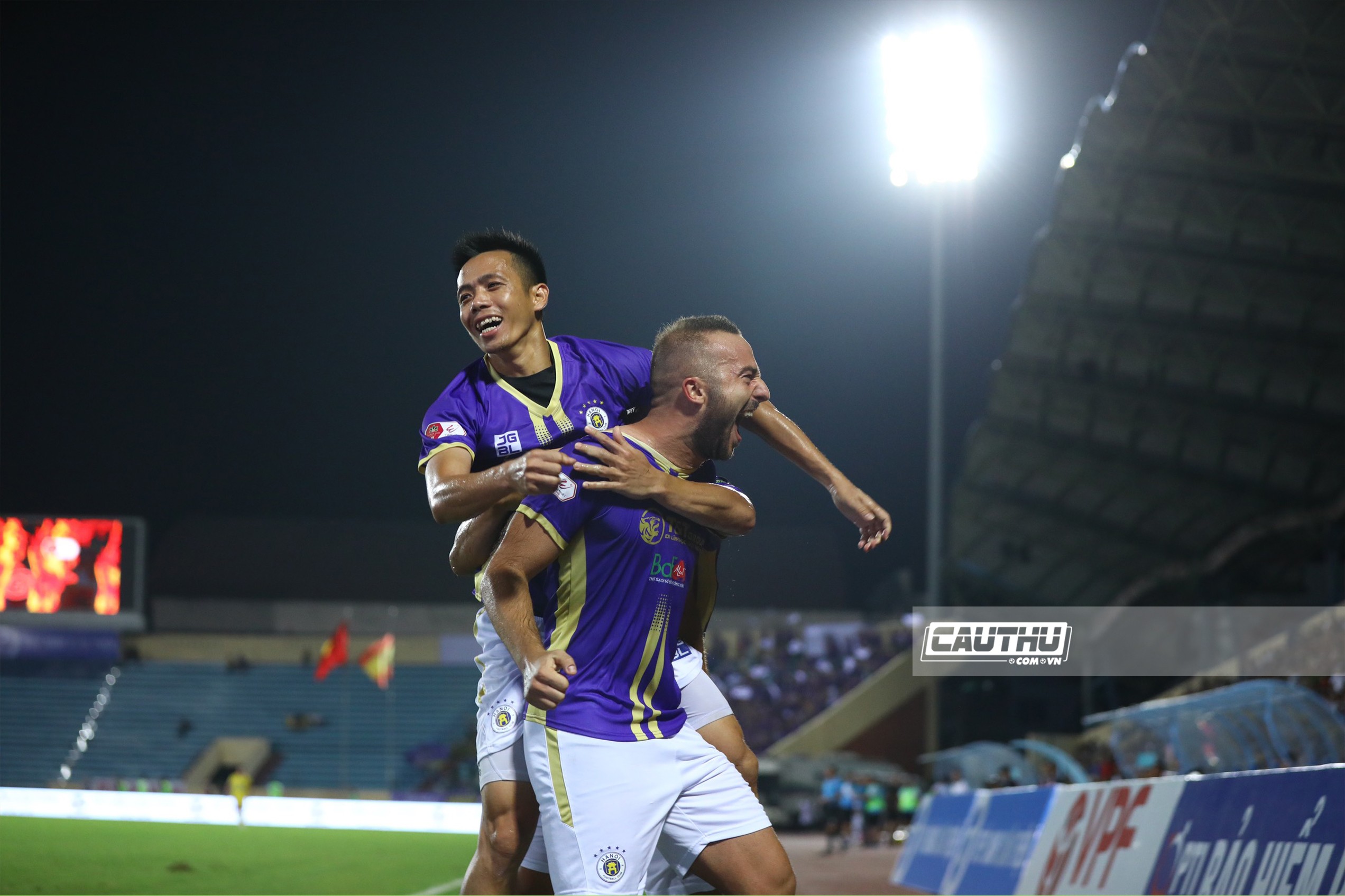 Bóng đá Việt Nam - HLV Hà Nội FC: 'Chúng tôi đang nỗ lực để lấp đầy vị trí của Quang Hải'