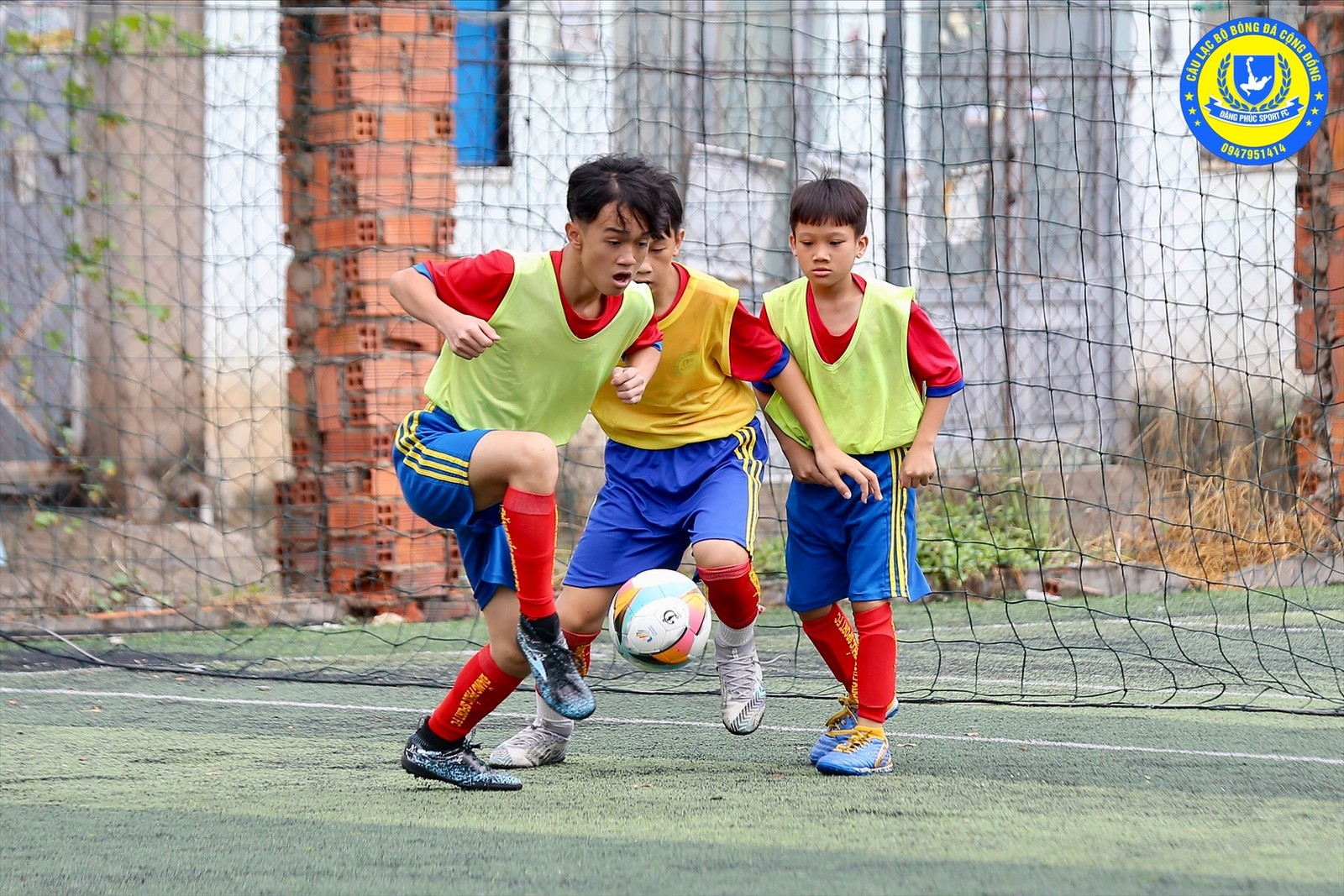 Bóng đá Việt Nam - Tuấn Anh gây 'náo loạn' khi tham dự sự kiện của cựu học viên khóa I HAGL JMG (Hình 13).