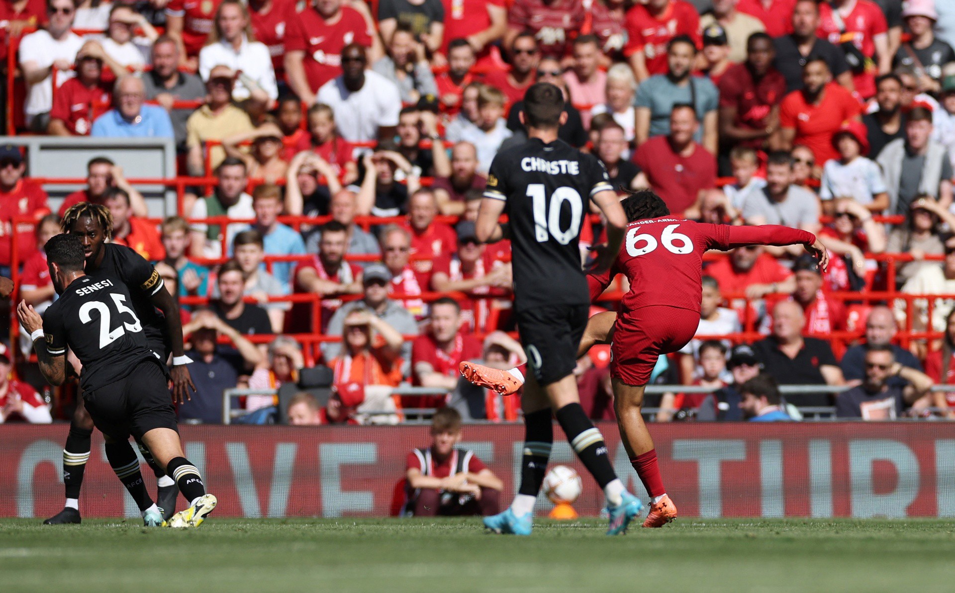 Bóng đá Việt Nam - Liverpool 9-0 Bournemouth: Đùa không vui, The Kop đã căng