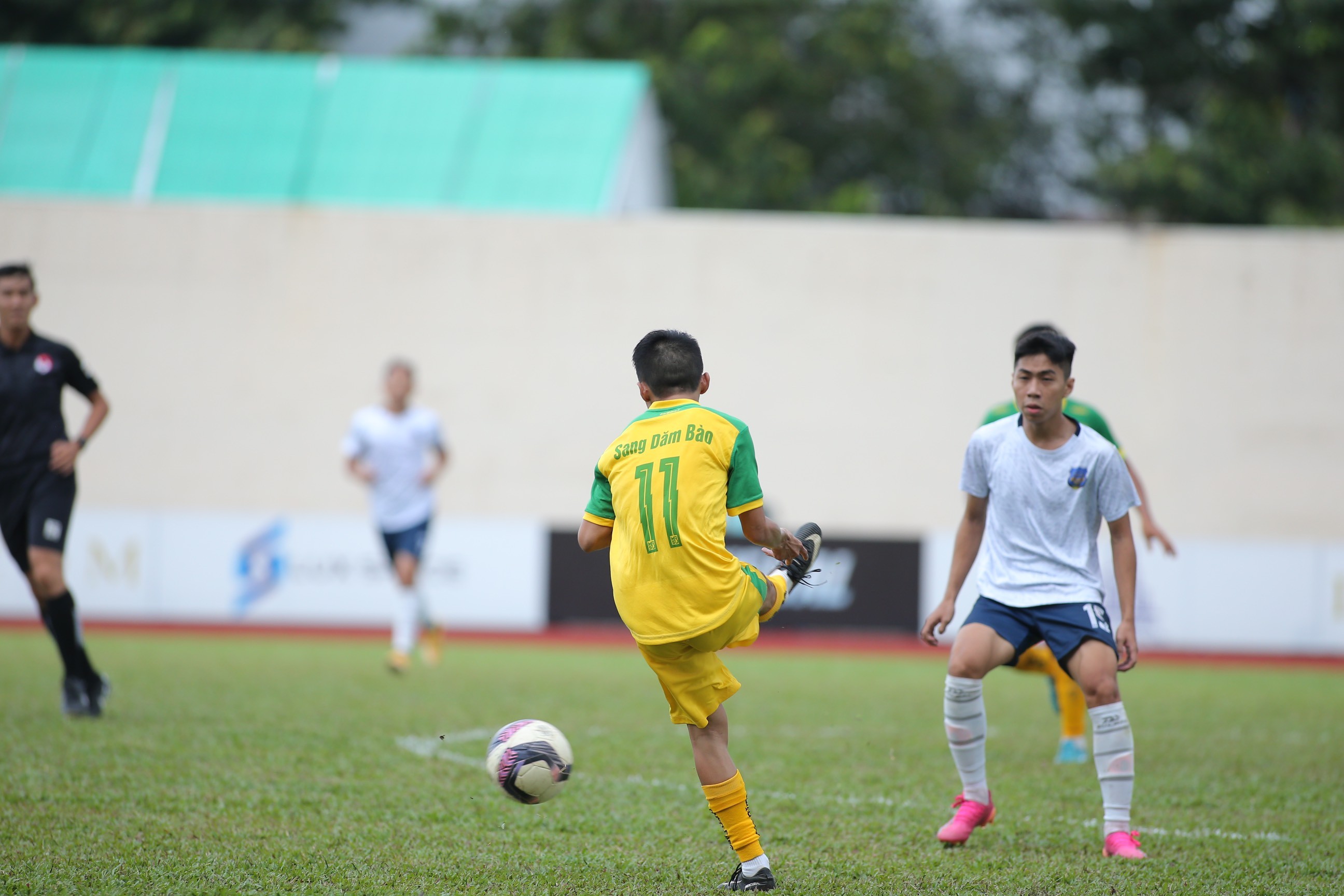 Bóng đá Việt Nam - Sang Dăm Bào FC lên ngôi vô địch giải Bình Dương mở rộng – Tranh Cúp Luxcom 2022 (Hình 2).