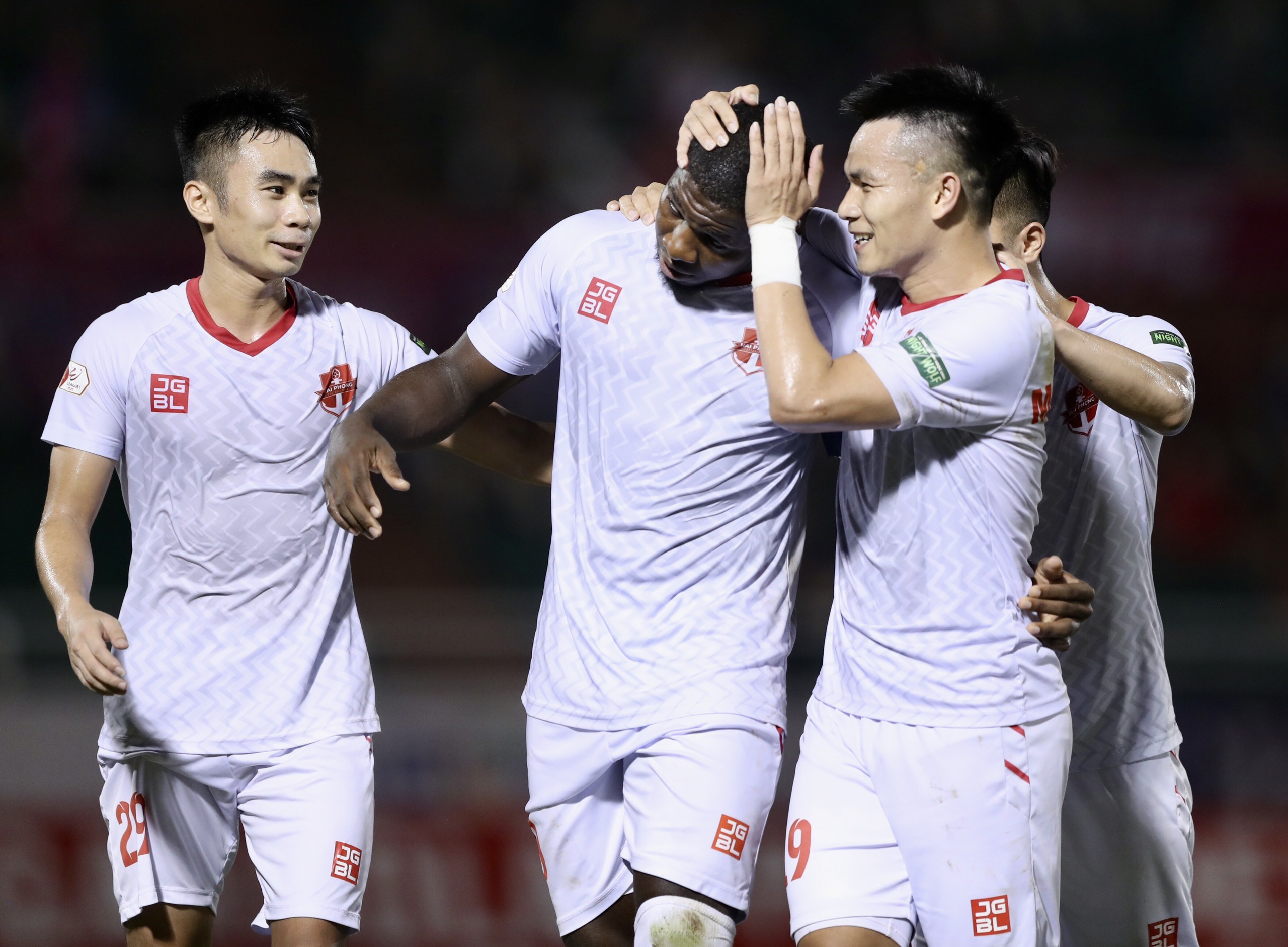 Bóng đá Việt Nam - HLV Chu Đình Nghiêm: '90% Hà Nội FC sẽ vô địch V.League 2022'