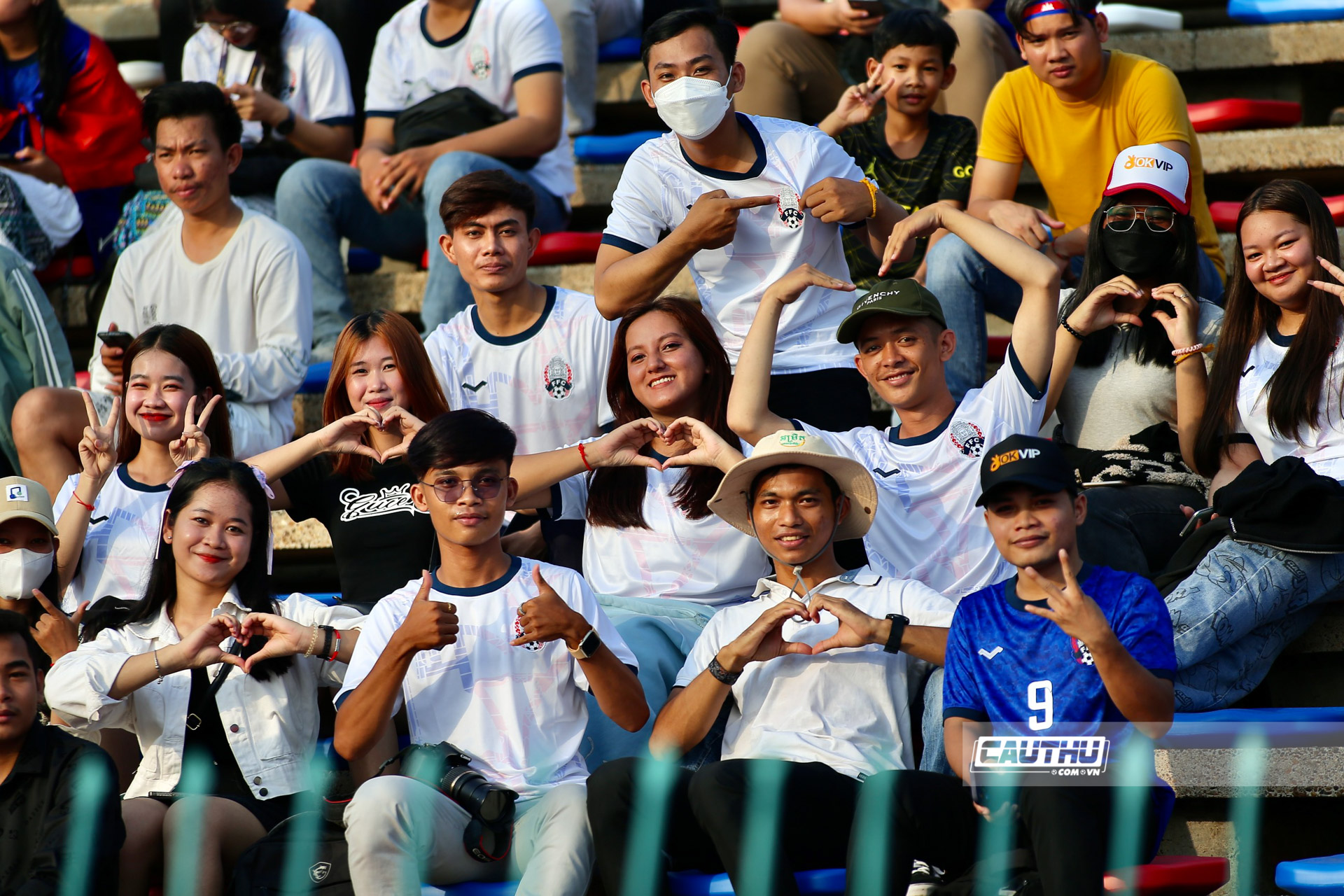 Bóng đá Việt Nam - Bóng hồng Campuchia khoe sắc ngày khai màn bóng đá nam SEA Games 32 (Hình 5).