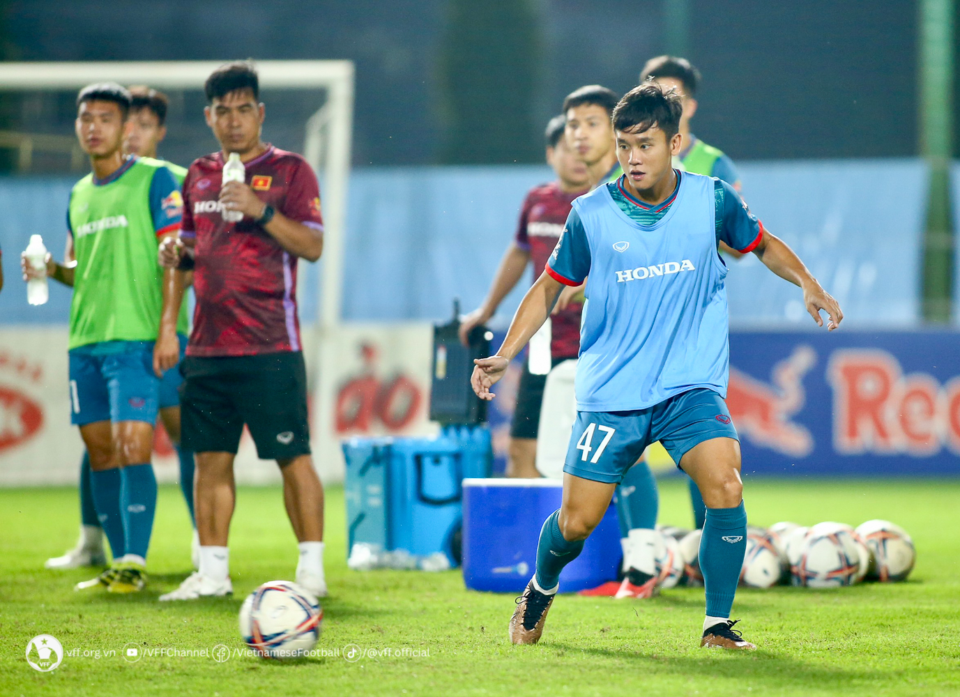 Bóng đá Việt Nam - HLV Troussier: 'Về lý thuyết U23 Việt Nam mạnh nhất, nhưng...'