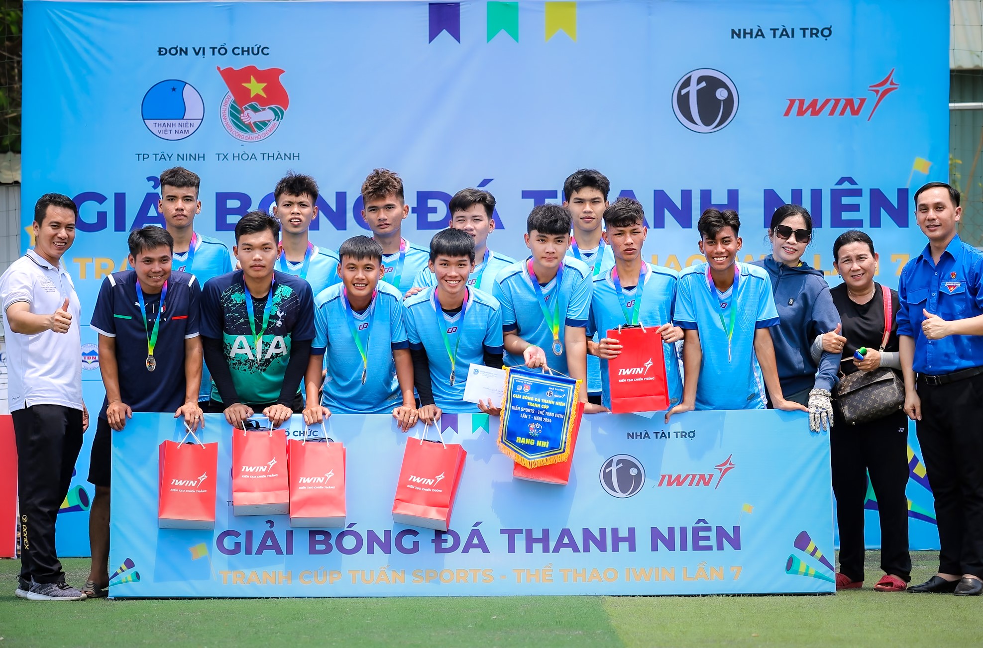 Bóng đá Việt Nam - Bế mạc Giải bóng đá Thanh niên Tranh Cúp Tuấn Sports - Thể thao iWin 2024 (Hình 4).