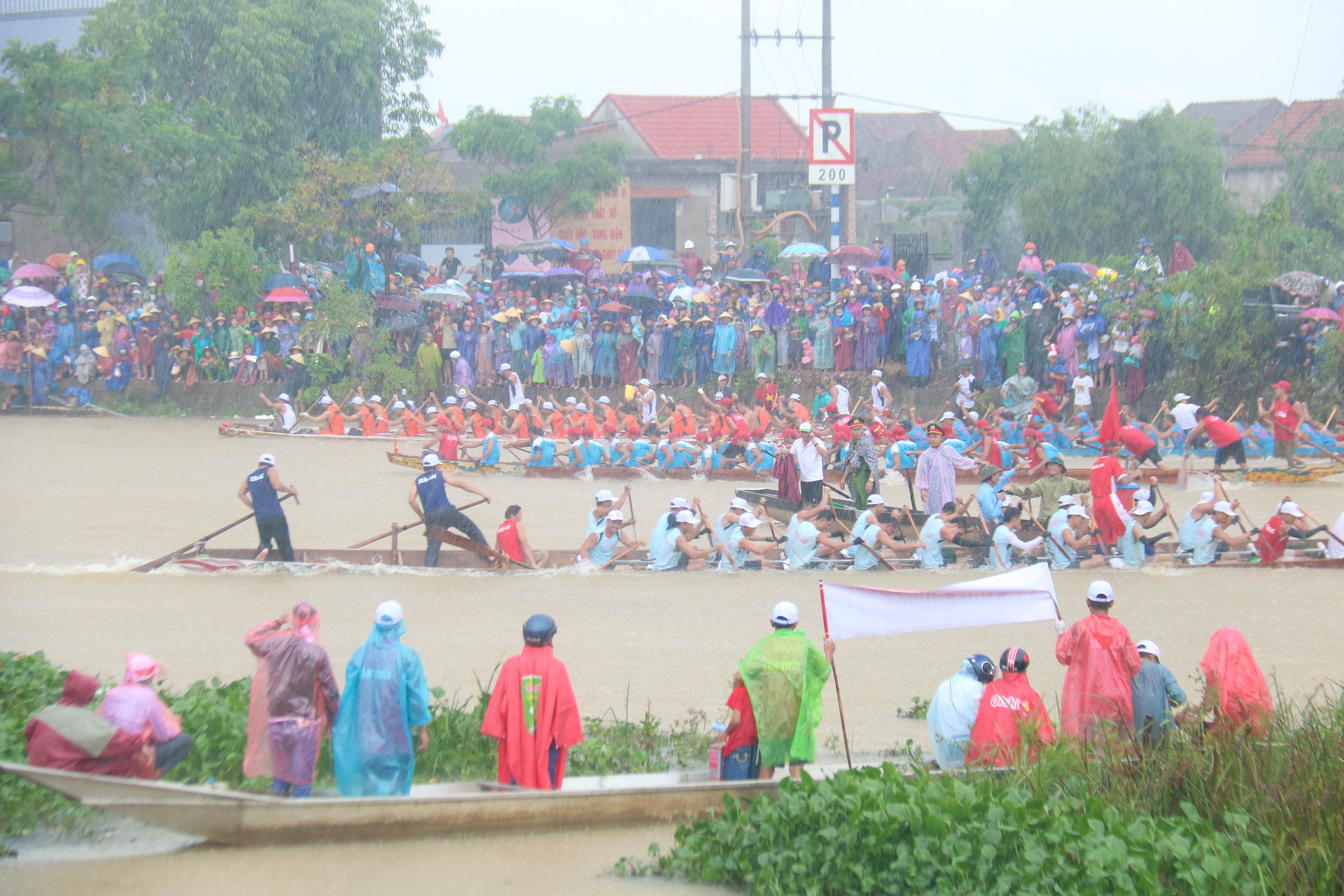 Văn hoá - Niềm vui nhân đôi trên quê hương Đại tướng Võ Nguyên Giáp trong ngày Tết Độc lập (Hình 3).