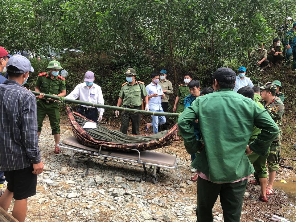 Tin nhanh - Công nhân thoát khỏi sạt lở ở thuỷ điện Rào Trăng 3 kể phút kinh hoàng (Hình 3).