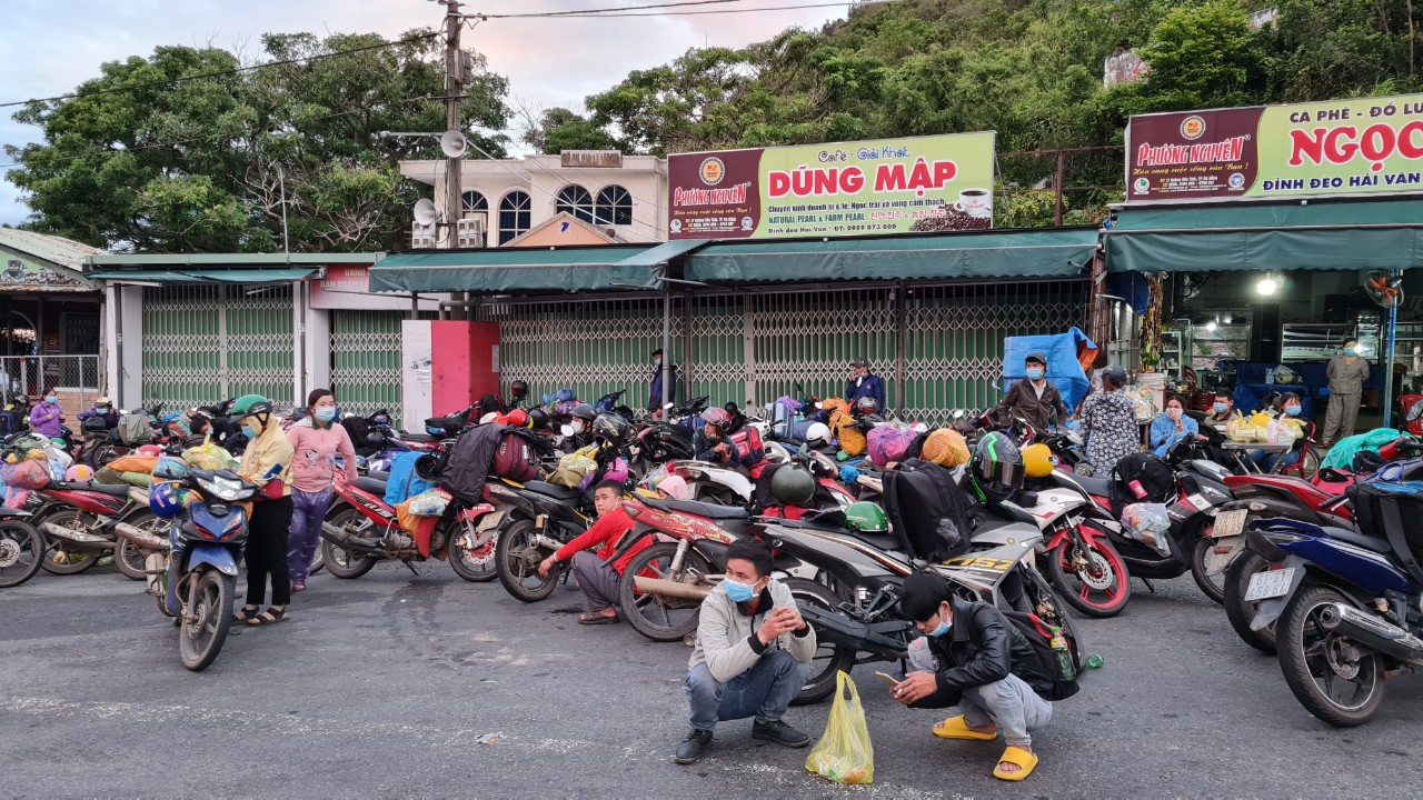 Dân sinh - “Người dân không nên tự ý rời khỏi tâm dịch!”