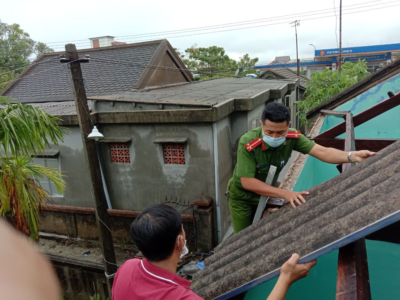 Dân sinh - Thừa Thiên-Huế: Một thôn bị cô lập, 37 người đi rừng chưa liên lạc được (Hình 3).