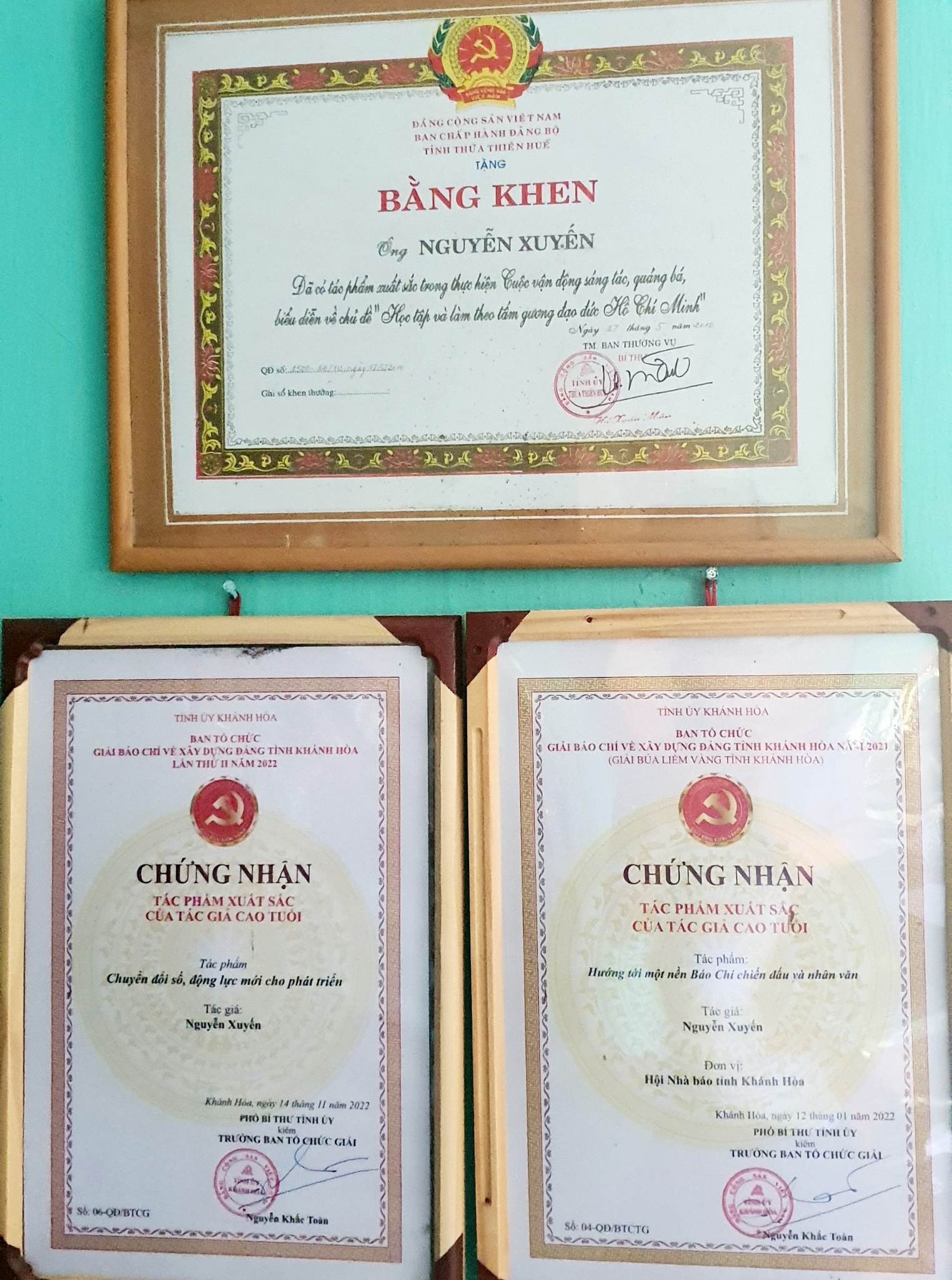 Dân sinh - Chuyện “nhà báo phường” hơn 100 tuổi vẫn đều đặn viết báo ở Huế (Hình 4).