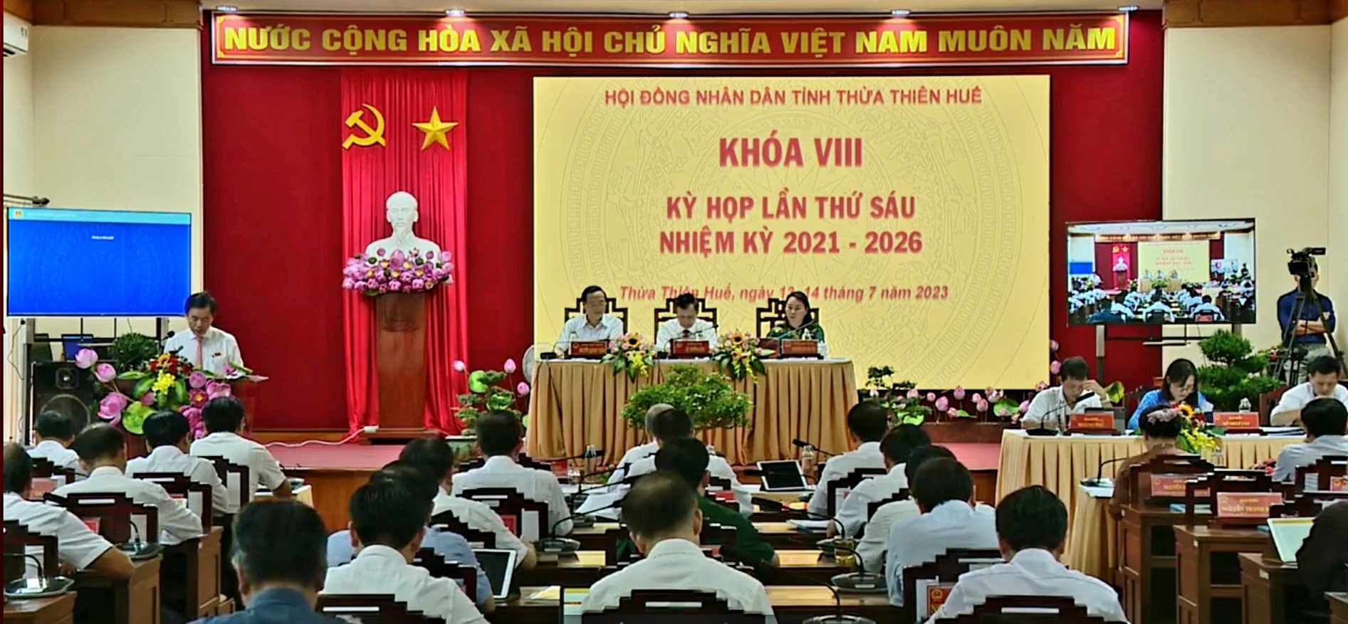 Sự kiện - Thừa Thiên-Huế: Một số cán bộ vẫn còn đùn đẩy công việc, sợ sai