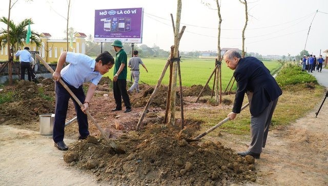 Dân sinh - Chủ nhật Xanh ở Huế: Lãnh đạo như nào, phong trào thế ấy!