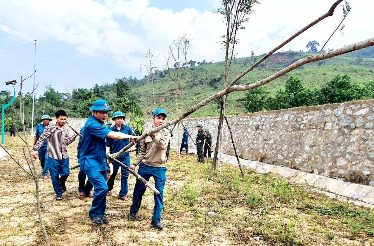 Dân sinh - Kỳ vọng về một rừng cây toả mát ở khu tưởng niệm 13 liệt sĩ Rào Trăng (Hình 4).