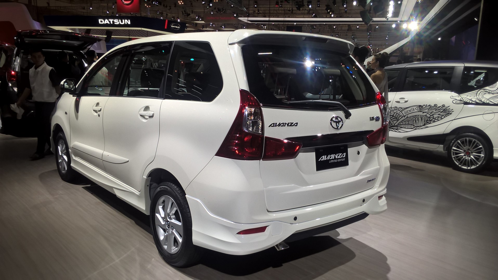 Xe++ - Toyota Avanza Limited Edition 'mượn' động cơ từ Vios (Hình 5).