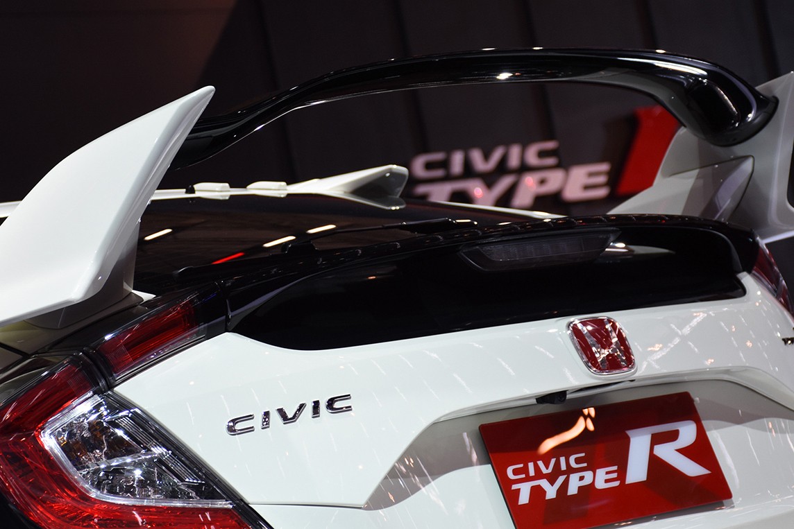 Xe++ - Honda Civic Type R 2018 tại Indonesia đắt gấp đôi giá bán thị trường Mỹ (Hình 8).