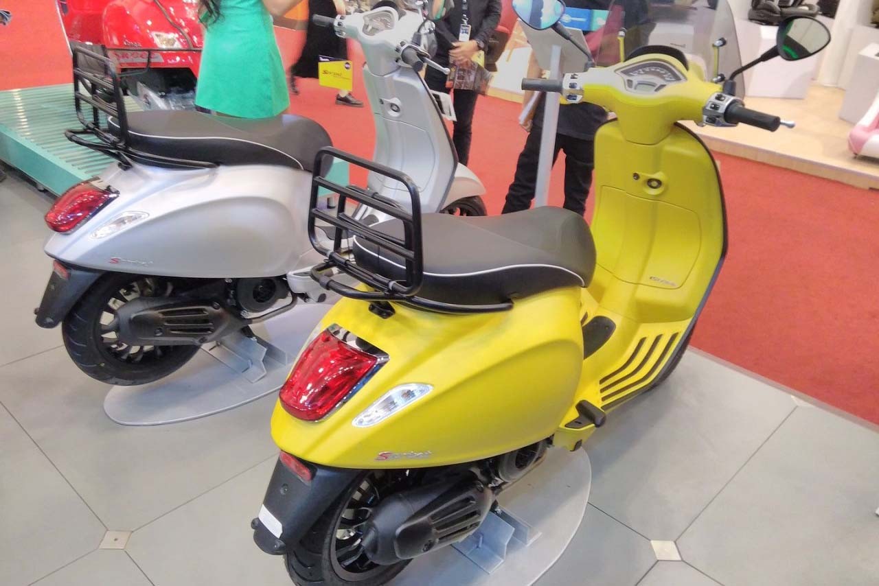 Xe++ - Hút mắt Vespa Sprint Sport bản đặc biệt vừa trình làng (Hình 2).