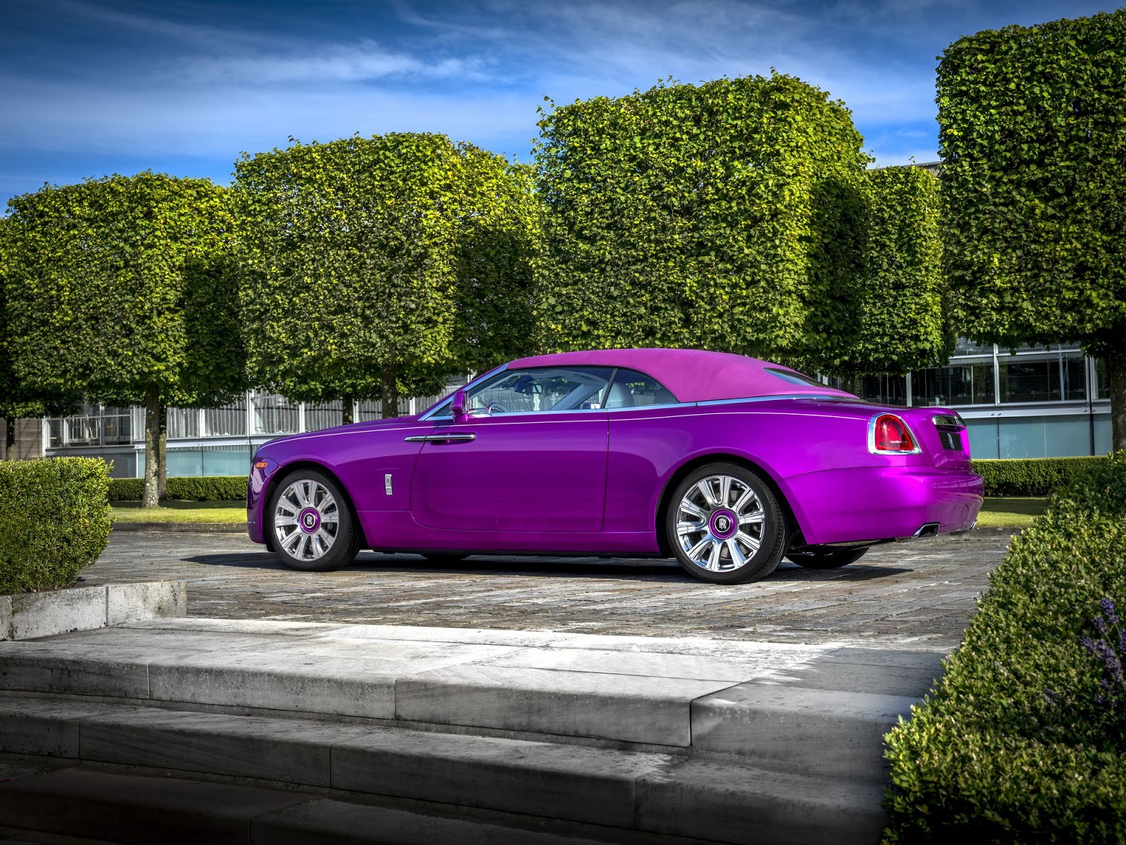 Xe++ - Mãn nhãn với chiếc Rolls-Royce Dawn 'lòe loẹt' nhất thế giới (Hình 5).