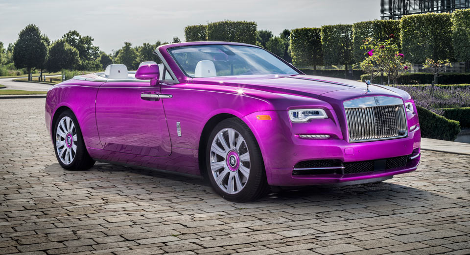 Xe++ - Mãn nhãn với chiếc Rolls-Royce Dawn 'lòe loẹt' nhất thế giới