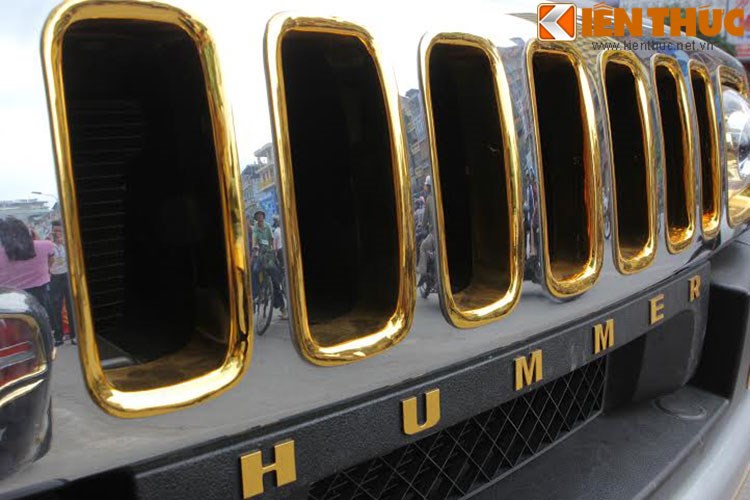 Xe++ - Xe Rolls-Royce và Hummer tiền tỷ, “dát vàng” tại Hà Nội (Hình 7).